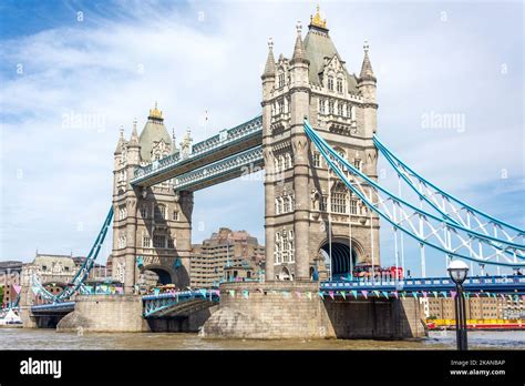 Southwark (Borough, United Kingdom) .